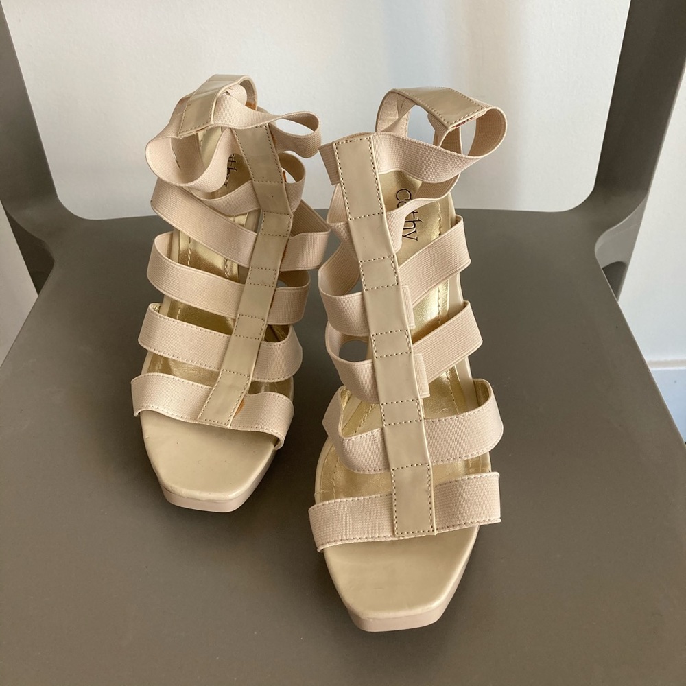 CATHY Beige material heels